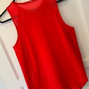 Lululemon Sculpt tank